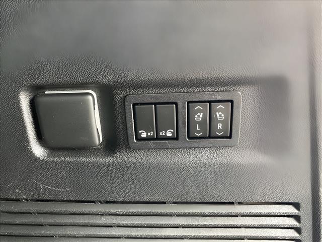 2022 Chevrolet Suburban 4WD 4dr RST