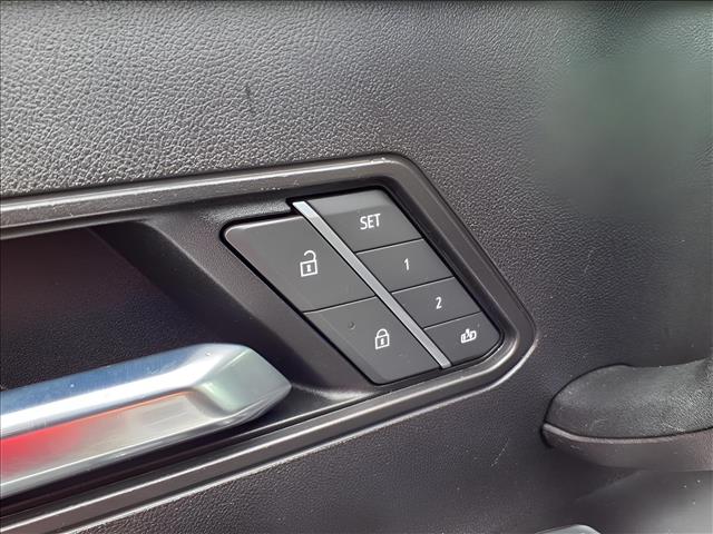 2022 GMC HUMMER EV e4WD Crew Cab Edition 1