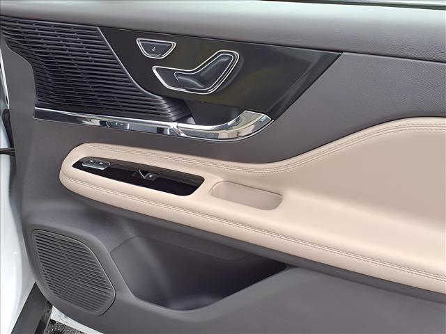 2022 Lincoln Corsair Standard AWD