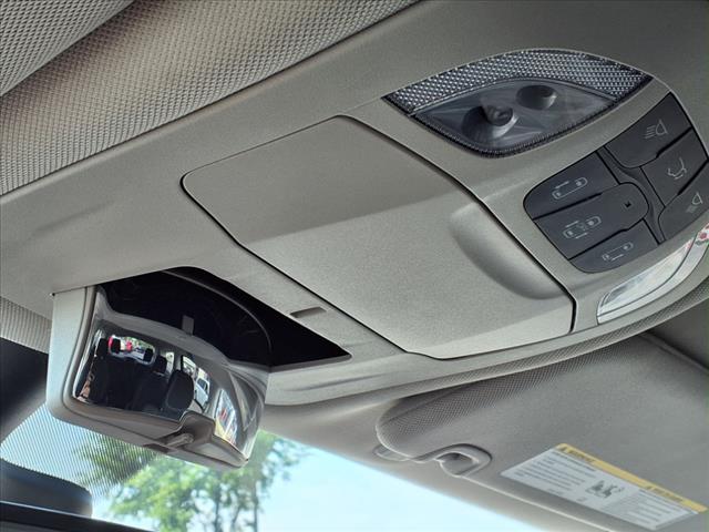 2024 Chrysler Voyager LX FWD