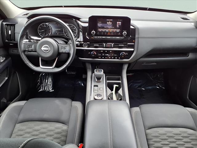 2022 Nissan Pathfinder SV 4WD