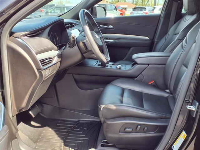 2021 Cadillac XT4 Premium Luxury
