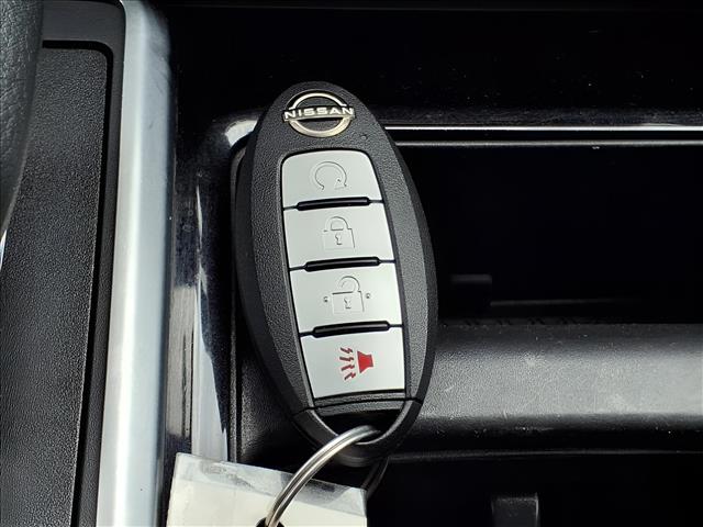 2022 Nissan Pathfinder SV 4WD