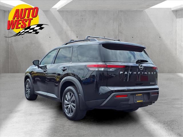 2022 Nissan Pathfinder SV 4WD