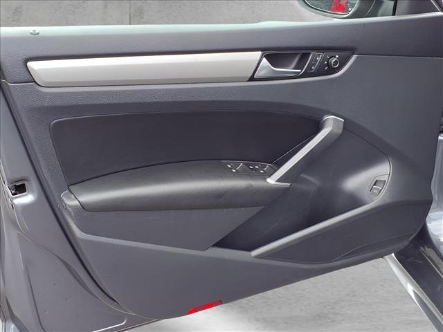 2022 Volkswagen Passat SE