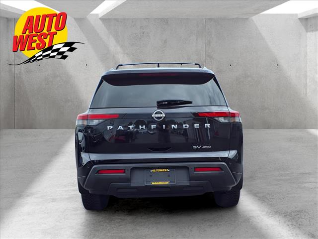 2022 Nissan Pathfinder SV 4WD