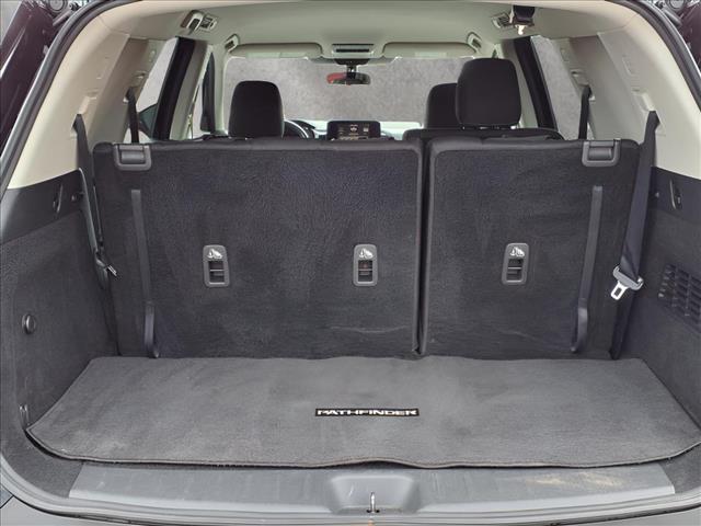 2022 Nissan Pathfinder SV 4WD