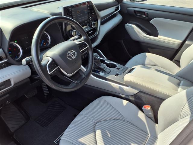2022 Toyota Highlander Hybrid Hybrid LE AWD (Natl)