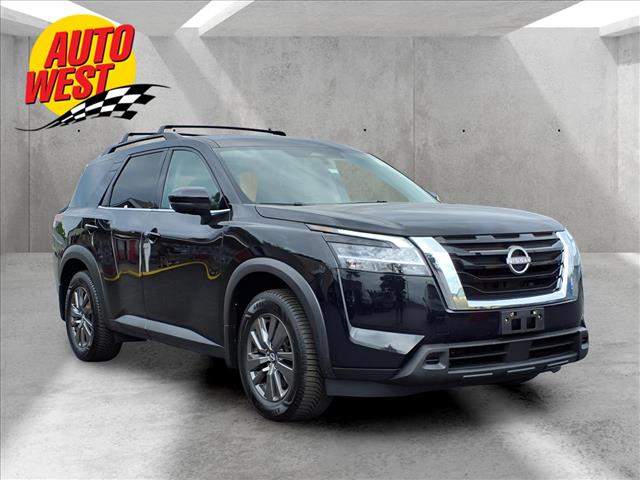 2022 Nissan Pathfinder SV 4WD