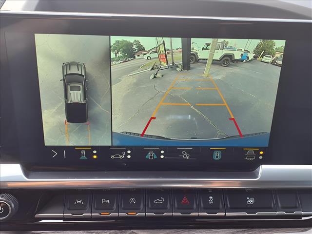 2022 Chevrolet Silverado 1500 4WD Crew Cab 147