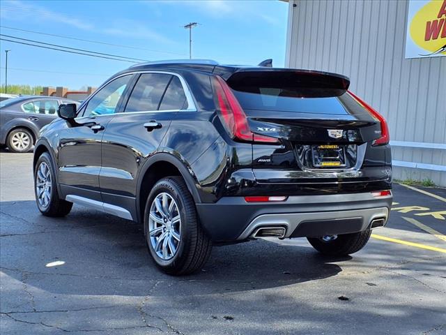 2021 Cadillac XT4 Premium Luxury