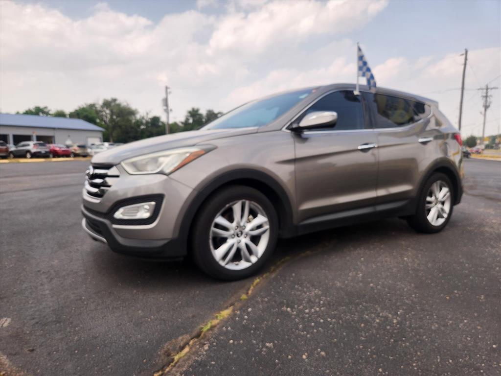2013 Hyundai Santa Fe's photo