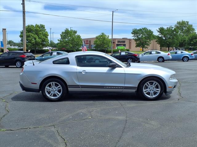 2012 Ford Mustang V6