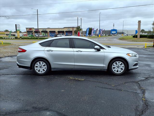 2014 Ford Fusion S