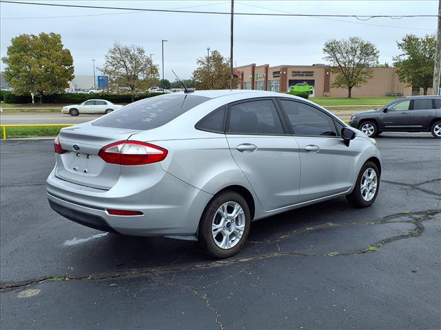 2016 Ford Fiesta SE