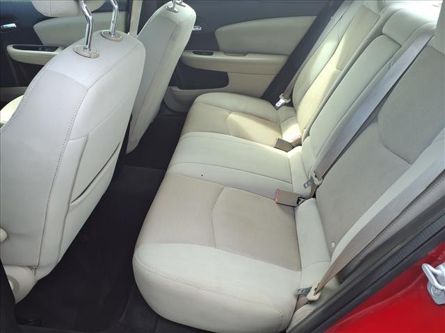 2012 Dodge Avenger SE