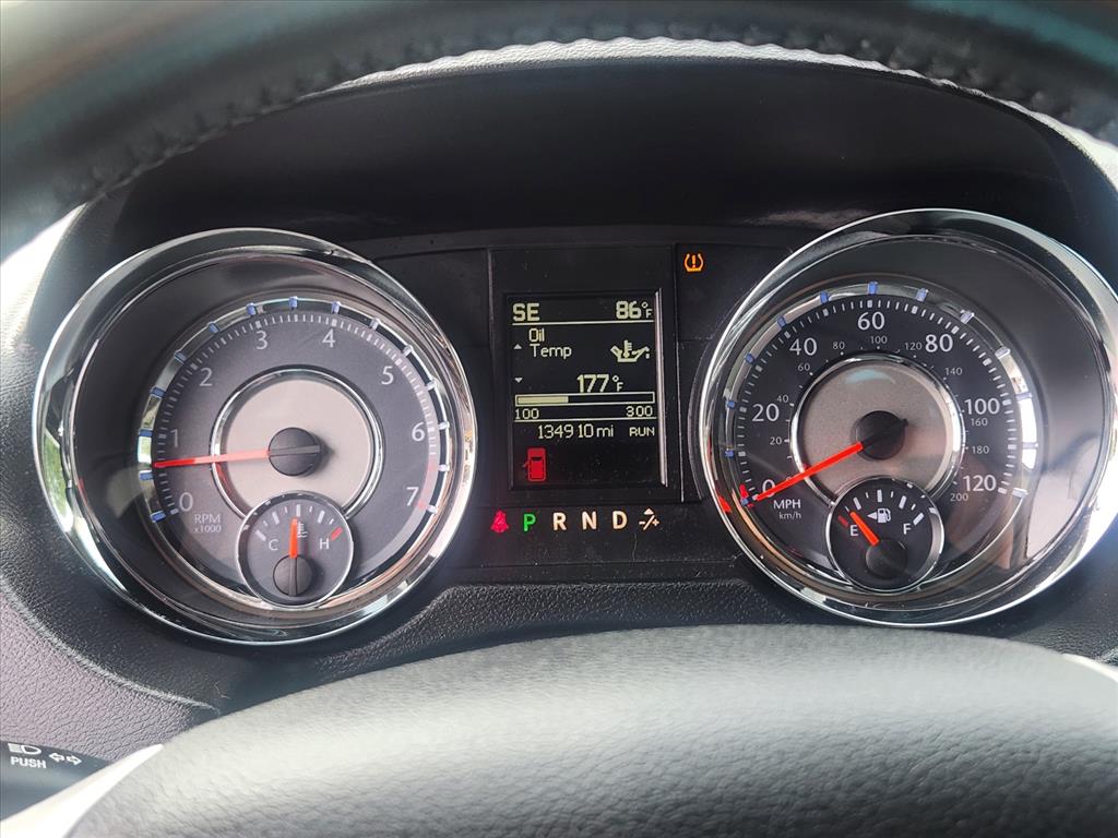 2016 Chrysler Town & Country Touring - Photo 6