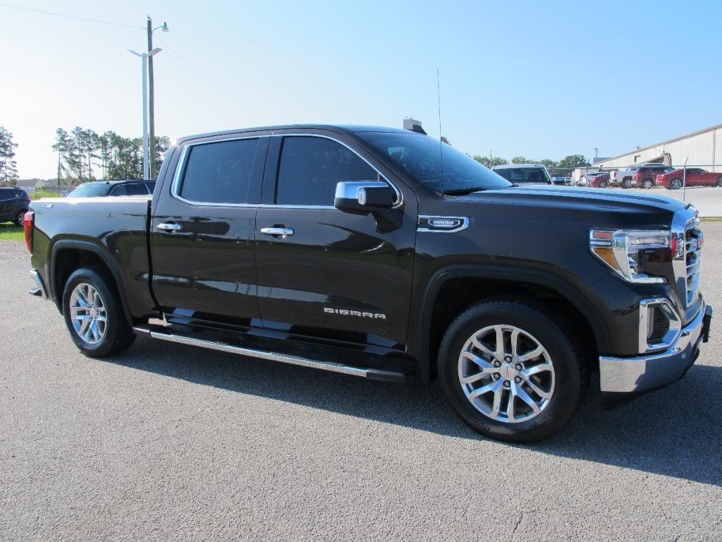 2021 GMC Sierra 1500 SLT - main photo