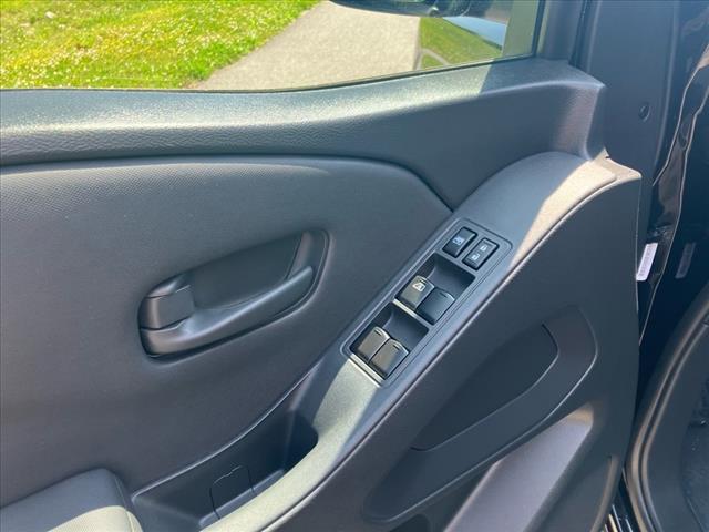 2022 Nissan Frontier S - Photo 10