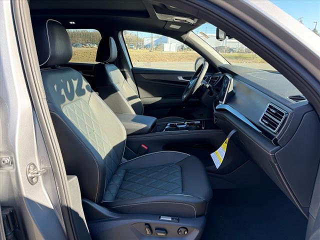 2025 Volkswagen Atlas Cross Sport SEL Premium R-Line 4Motion - Photo 10