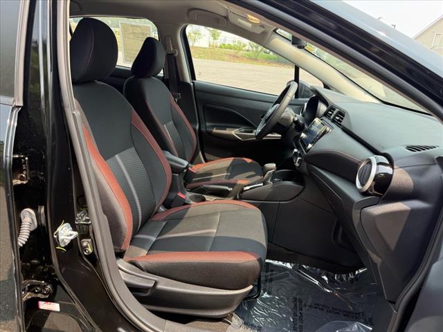 2023 Nissan Versa SR - Photo 10