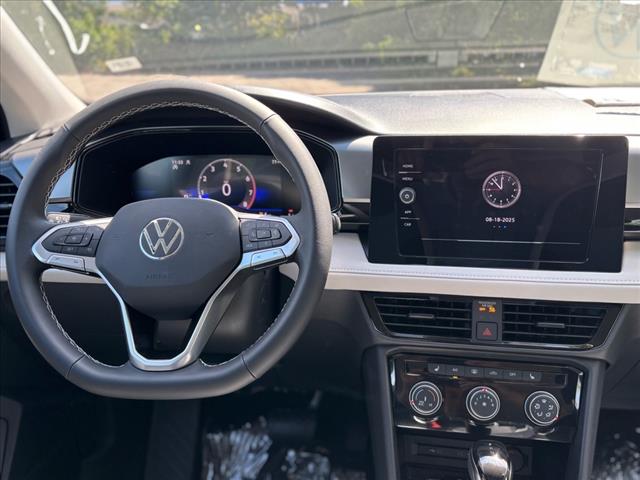 2025 Volkswagen Taos S 4Motion - Photo 10