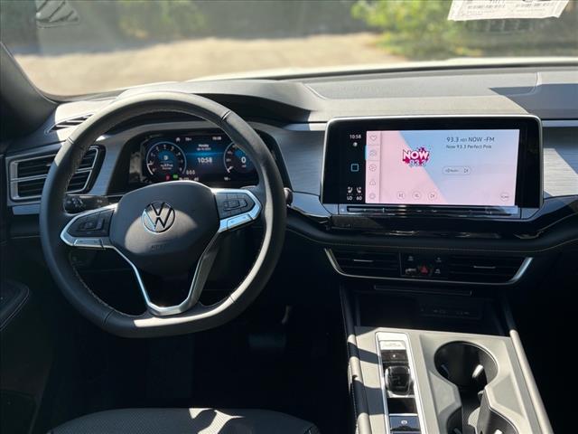 2025 Volkswagen Atlas Cross Sport SE 4Motion - Photo 11