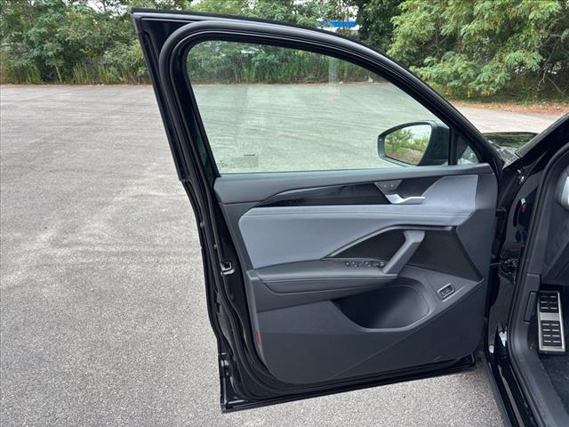 2025 Volkswagen Tiguan SE R-Line Black 4Motion - Photo 11