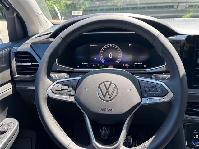 2025 Volkswagen Taos SE Black 4Motion - Photo 12