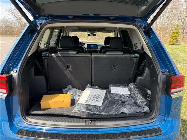 2025 Volkswagen Atlas SEL 4Motion - Photo 13