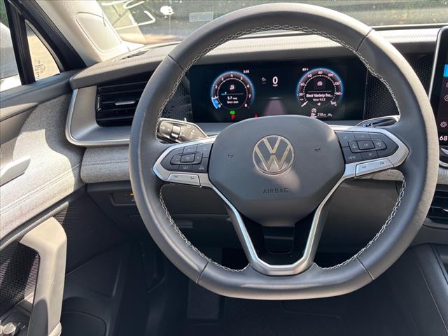 2025 Volkswagen Tiguan S 4Motion - Photo 13