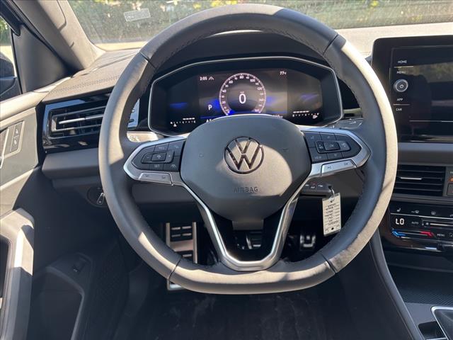 2025 Volkswagen Jetta Sport - Photo 13