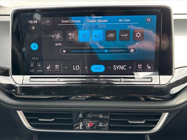 2025 Volkswagen Atlas Cross Sport SEL Premium R-Line 4Motion - Photo 14