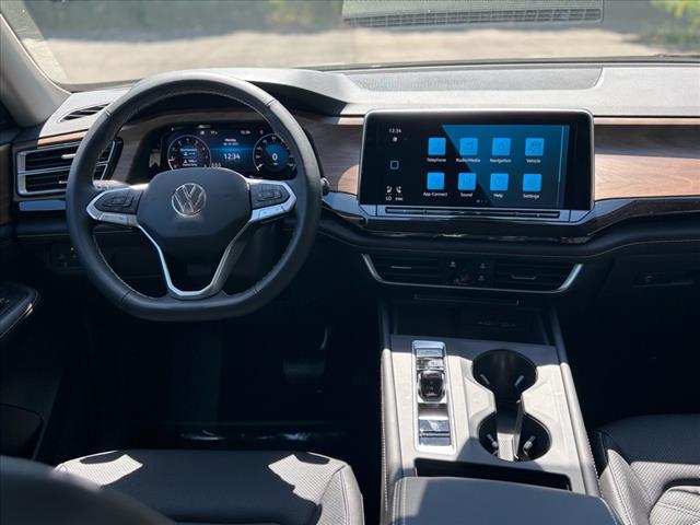 2025 Volkswagen Atlas SE 4Motion - Photo 14