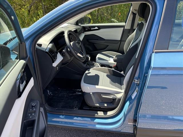 2025 Volkswagen Taos S 4Motion - Photo 14