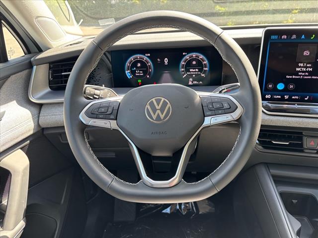 2025 Volkswagen Tiguan S 4Motion - Photo 14