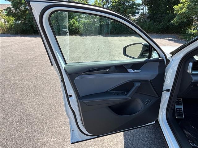 2025 Volkswagen Tiguan SE R-Line Black 4Motion - Photo 14