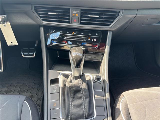 2025 Volkswagen Jetta Sport - Photo 14
