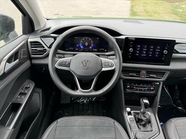 2025 Volkswagen Taos SE Black 4Motion - Photo 15