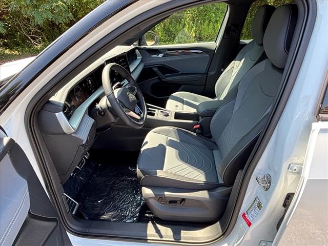 2025 Volkswagen Tiguan SE R-Line Black 4Motion - Photo 15
