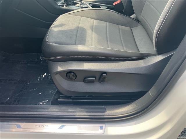 2022 Volkswagen Taos SE 4Motion - Photo 15