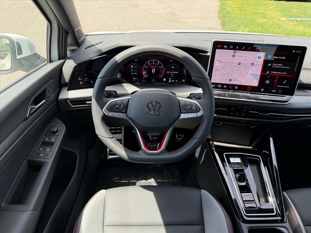 2025 Volkswagen Golf GTI SE - Photo 15