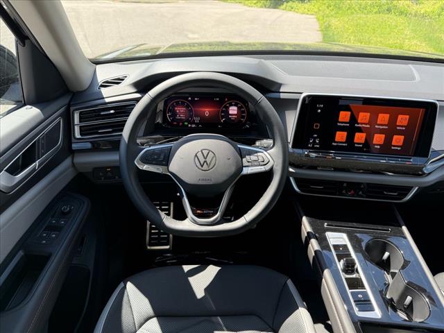 2025 Volkswagen Atlas Peak Edition 4Motion - Photo 16