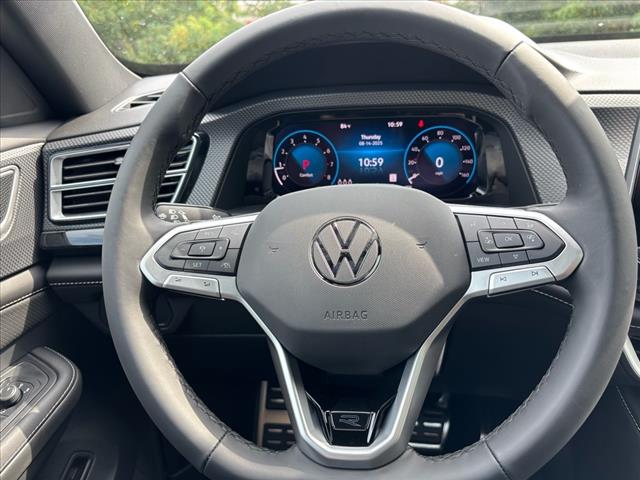 2025 Volkswagen Atlas Cross Sport SEL Premium R-Line 4Motion - Photo 16