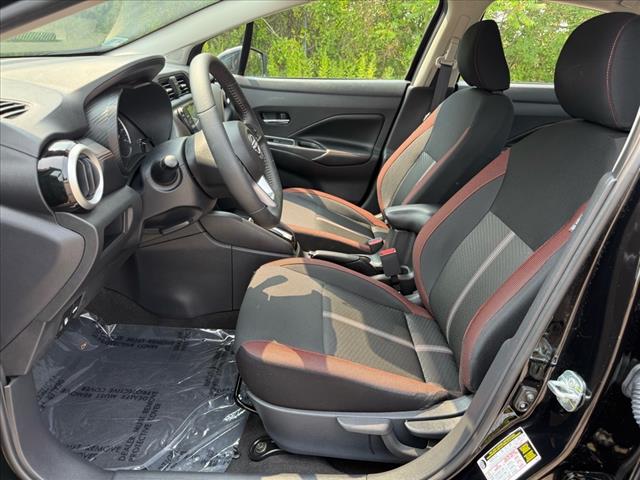 2023 Nissan Versa SR - Photo 17