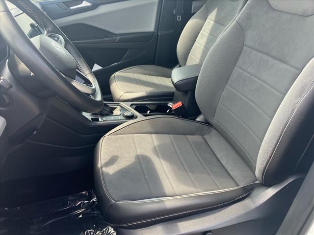 2022 Volkswagen Taos SE 4Motion - Photo 17
