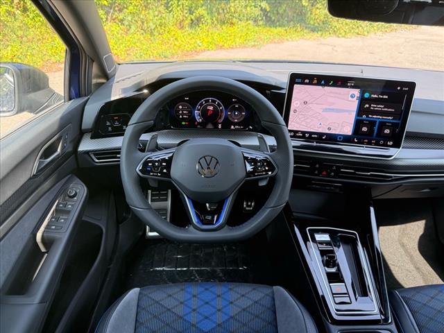 2025 Volkswagen Golf R Black Edition 4Motion - Photo 17