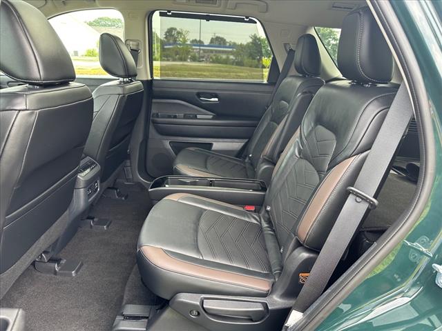 2022 Nissan Pathfinder Platinum - Photo 18