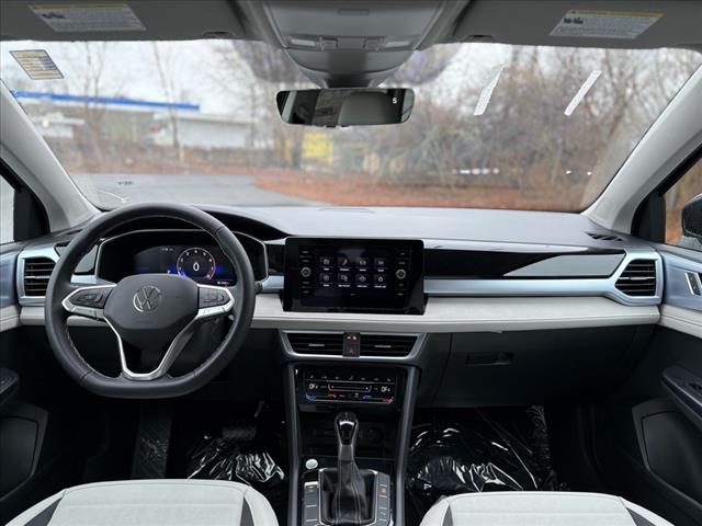 2025 Volkswagen Taos SE 4Motion - Photo 19