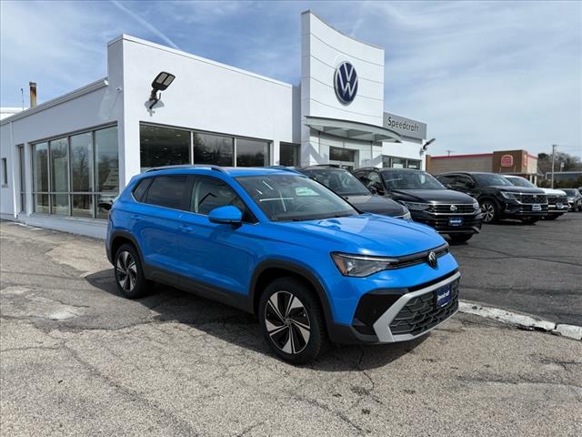 2025 Volkswagen Taos SE 4Motion - Photo 1